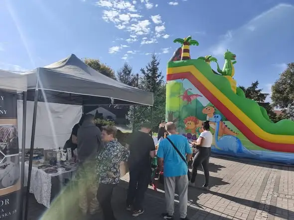 Targ Staroci i Rozmaitości w Cisku przyciągnął tłumy mieszkańców