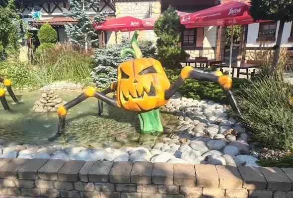 Wycieczka do Energylandii w Zatorze – halloweenowa adrenalina i uśmiechy