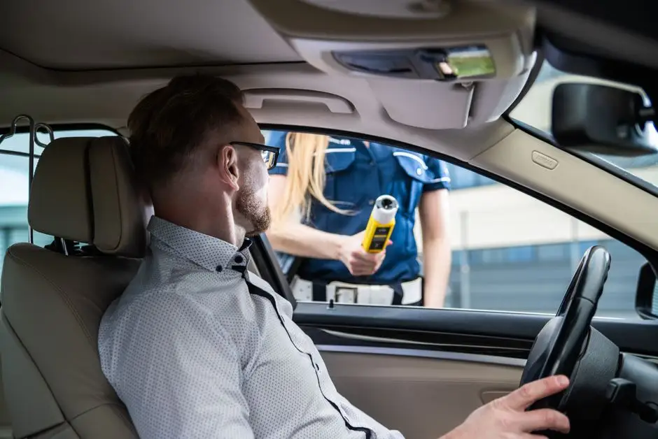 Pijany kierowca BMW spowodował kolizję. 43-latek stracił prawo jazdy